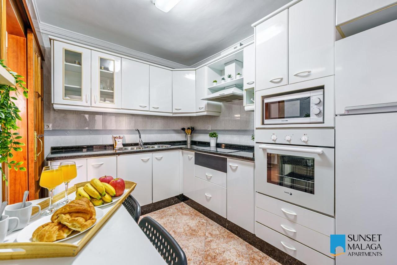 Malaga Central Station Apartment Eksteriør billede