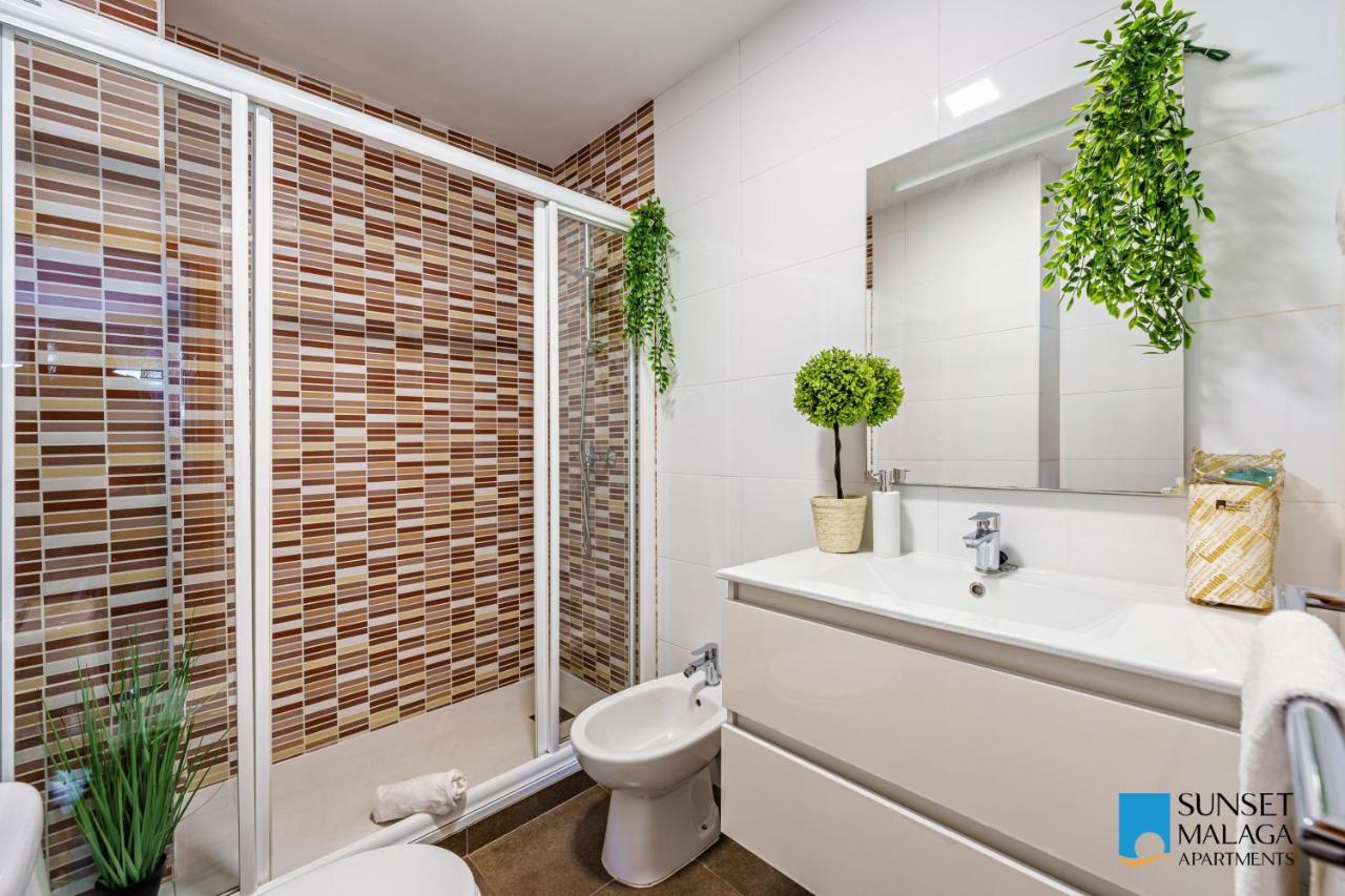 Malaga Central Station Apartment Eksteriør billede